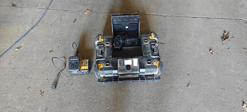 dewalt werfradio, TV, Hi-fi & Vidéo, Radios, Utilisé, Radio, Enlèvement