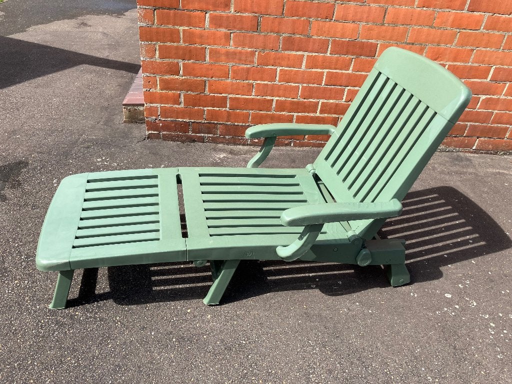 Tuin Ligstoel! is gelijk nieuw. Kussen is nooit gebruikt!, Ophalen, Nieuw, Kunststof, Inklapbaar