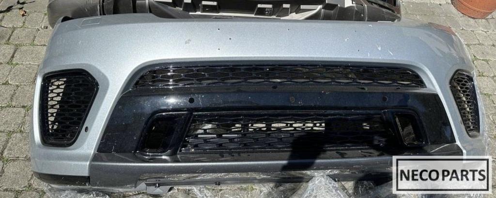 RANGE ROVER SPORT SVR BUMPER VOORBUMPER ALLES LEVERBAAR !!!, Auto-onderdelen, -, -, Ophalen of Verzenden, Spatbord