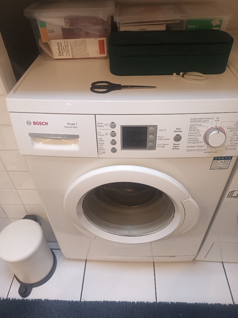 Bosch wasmachine, Elektronische apparatuur, 6 tot 8 kg, Ophalen, Zo goed als nieuw, Voorlader