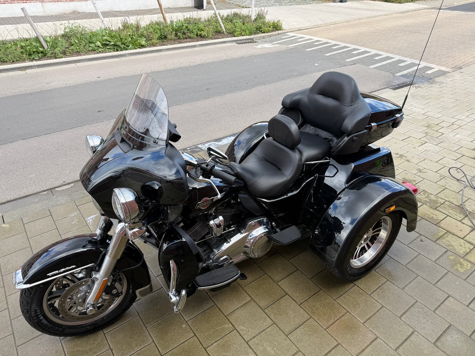 Harley‑Davidson Tri Glide Ultra FLHTCUTG 2024/2025, Occasion, 2 cylindres, Particulier, Autre