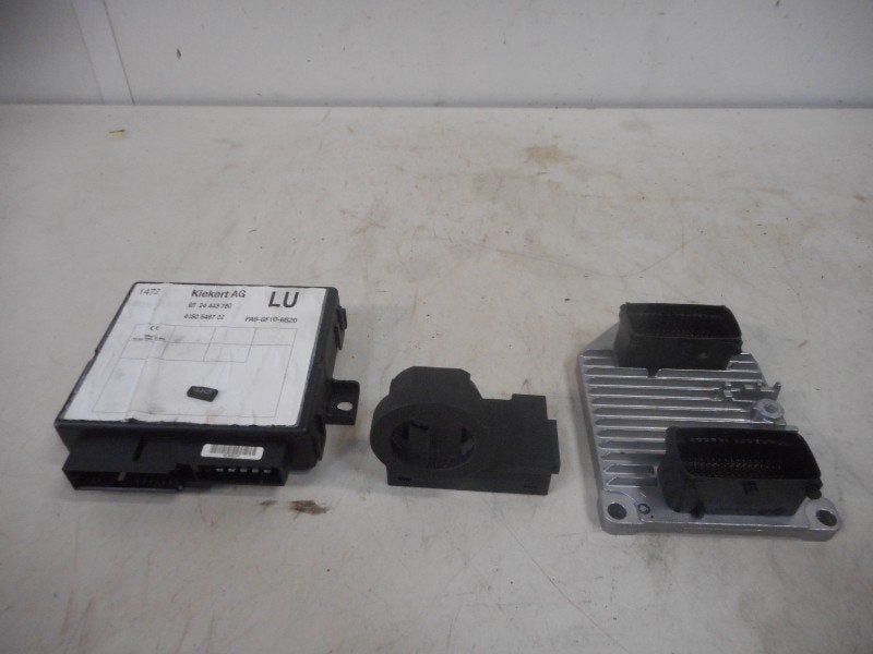 ORDINATEUR ENSEMBLE Omega B (25 / 26 / 27) (gm24426542dg), Opel, Opel Automobile GmbH, Utilisé, Kontakt-opel@opel.com