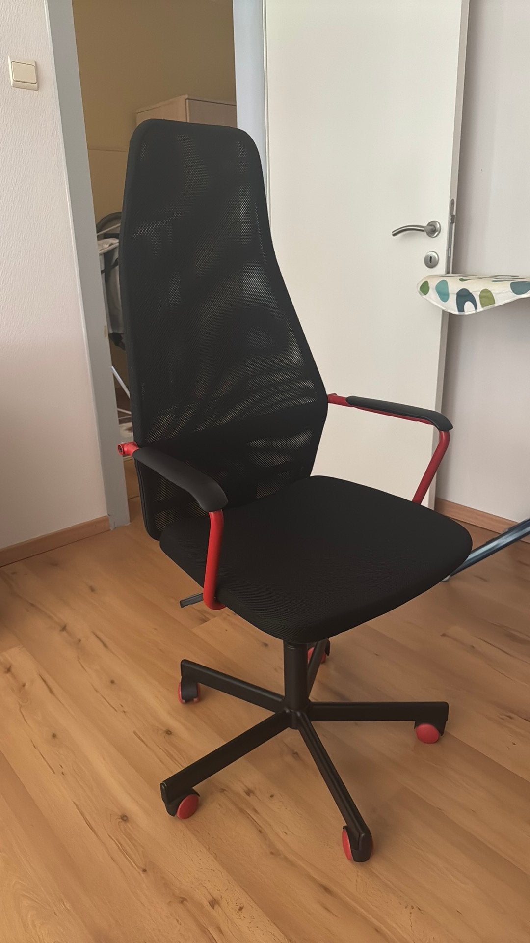 Bureaustoel zwart, Huis en Inrichting, Bureaustoelen, Ophalen, Zo goed als nieuw, Zwart, Bureaustoel