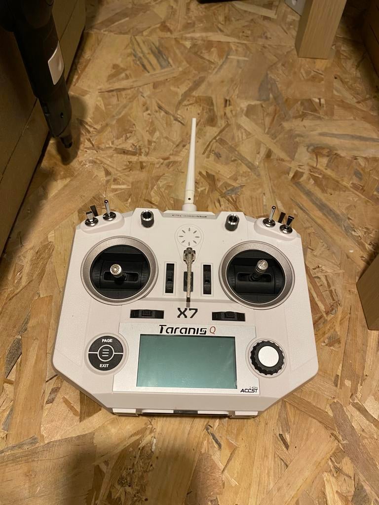 Taranis QX7 NIEUWSTAAT, Hobby en Vrije tijd, Ophalen, Nieuw, Quadcopter of Multicopter