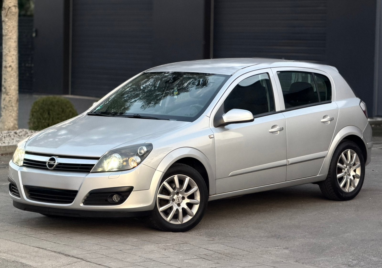 Opel Astra | 2007 | 1.4i Benzine | Gekeurd, Auto's, Bluetooth, Dealer onderhouden, Handgeschakeld, Particulier
