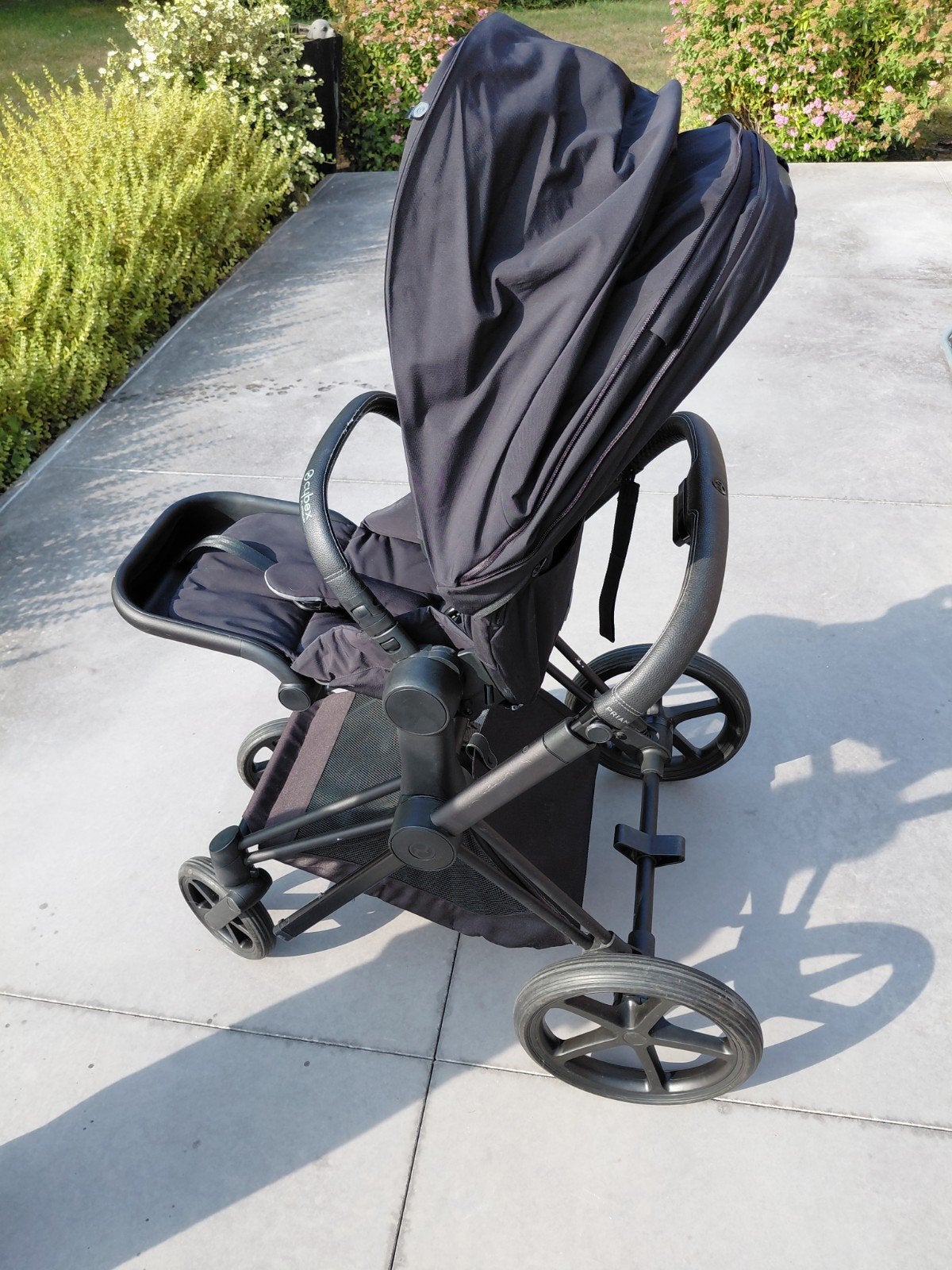 Poussette Cybex Priam  noire, Enlèvement