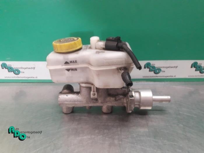 Hoofdremcilinder van een Volkswagen Fox (Fox 05-), Gebruikt, -, Volkswagen, -
