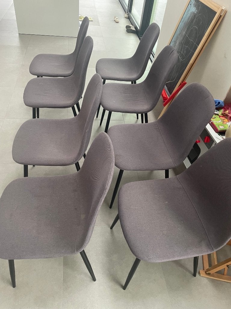 GRATIS stoelen 8x, Huis en Inrichting, Stoelen, Ophalen, Gebruikt, Stof, Grijs