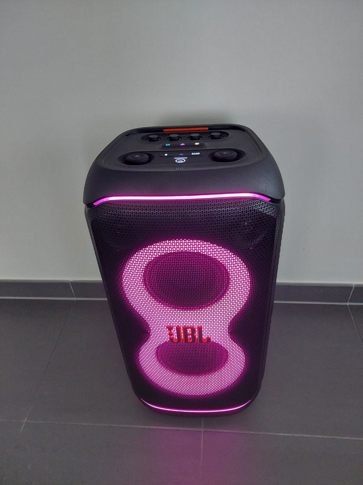 JBL PartyBox 320 haut-parleur avec jeu de lumière, Enlèvement ou Envoi, Comme neuf, Haut-parleur(s)