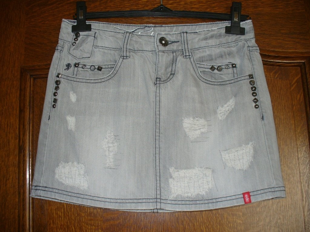 Grijs rokje EDC maat 32, Vêtements | Femmes, Jupes, EDC, Enlèvement ou Envoi, Comme neuf, Gris