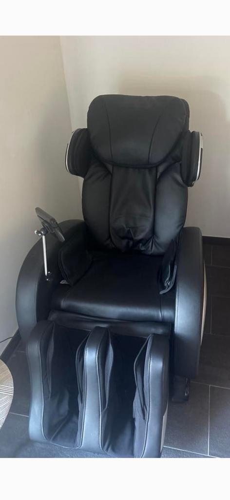 Luxe Massagestoel met Voetmassage, Sport en Fitness, Massageproducten, Ophalen, Zo goed als nieuw