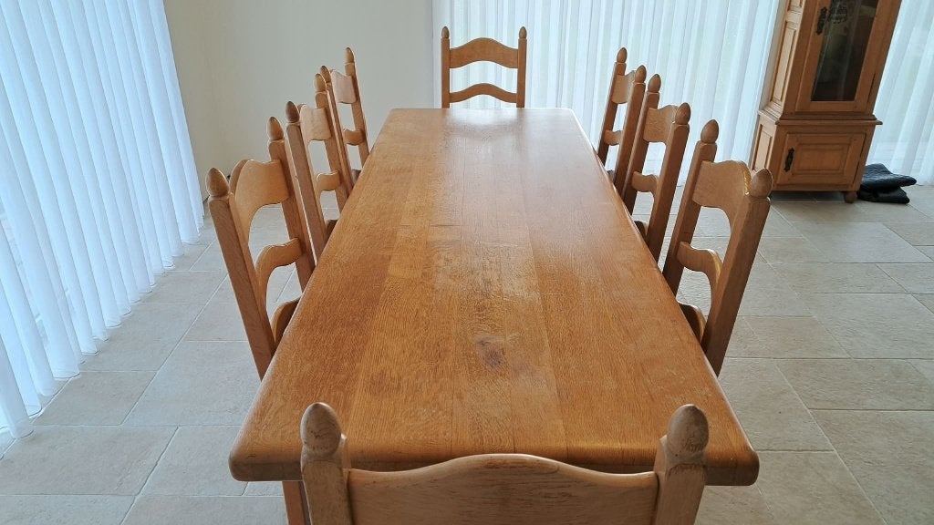 Massieve houten eettafel + 8 stoelen – landelijke stijl, Huis en Inrichting, Tafels | Eettafels, Ophalen, Landelijk / Rustiek / Cottage‑stijl