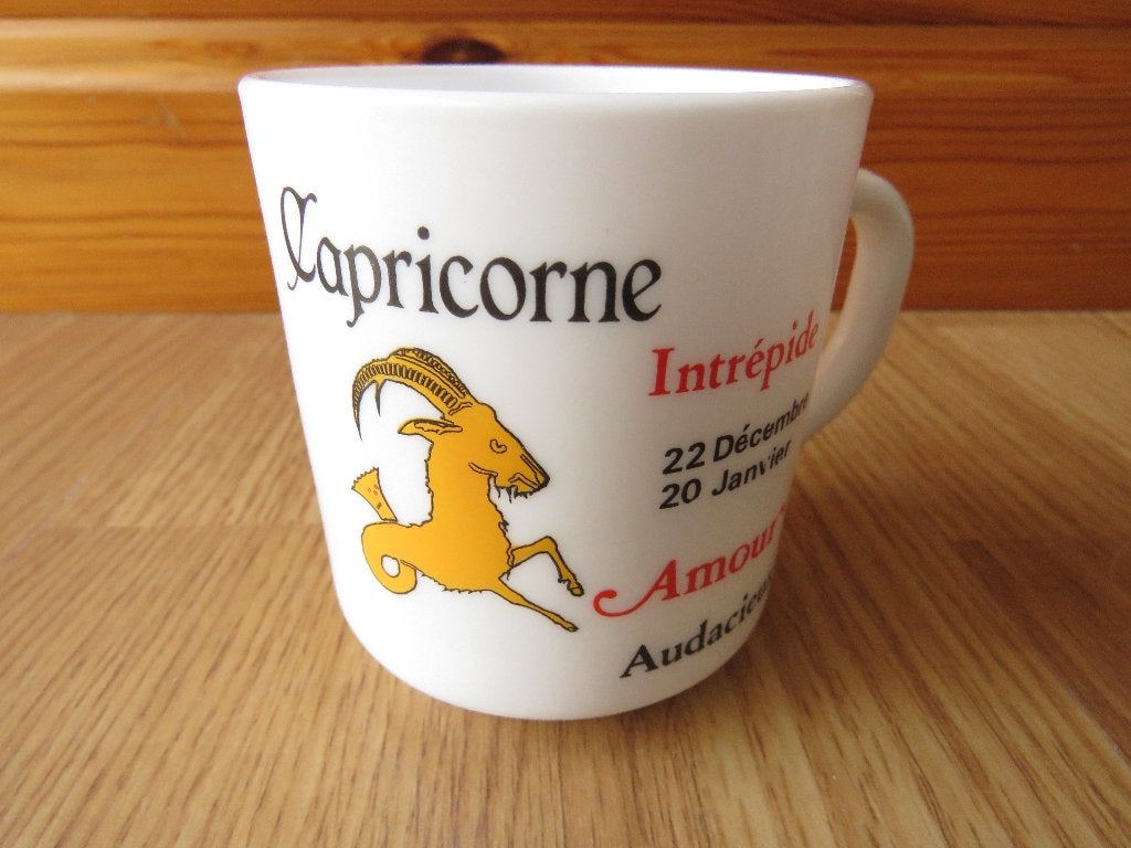 vintage arcopal mug tasse motifs zodiaque Capricorne, Overige materialen, Overige merken, Vintage, Zo goed als nieuw