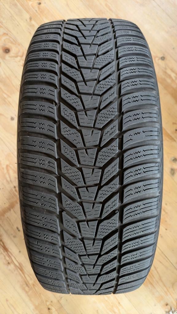 2 Hankook winterbanden 235/55R17, Auto-onderdelen, Banden en Velgen, Band(en), Winterbanden, 17 inch, 235 mm, Personenwagen, Gebruikt