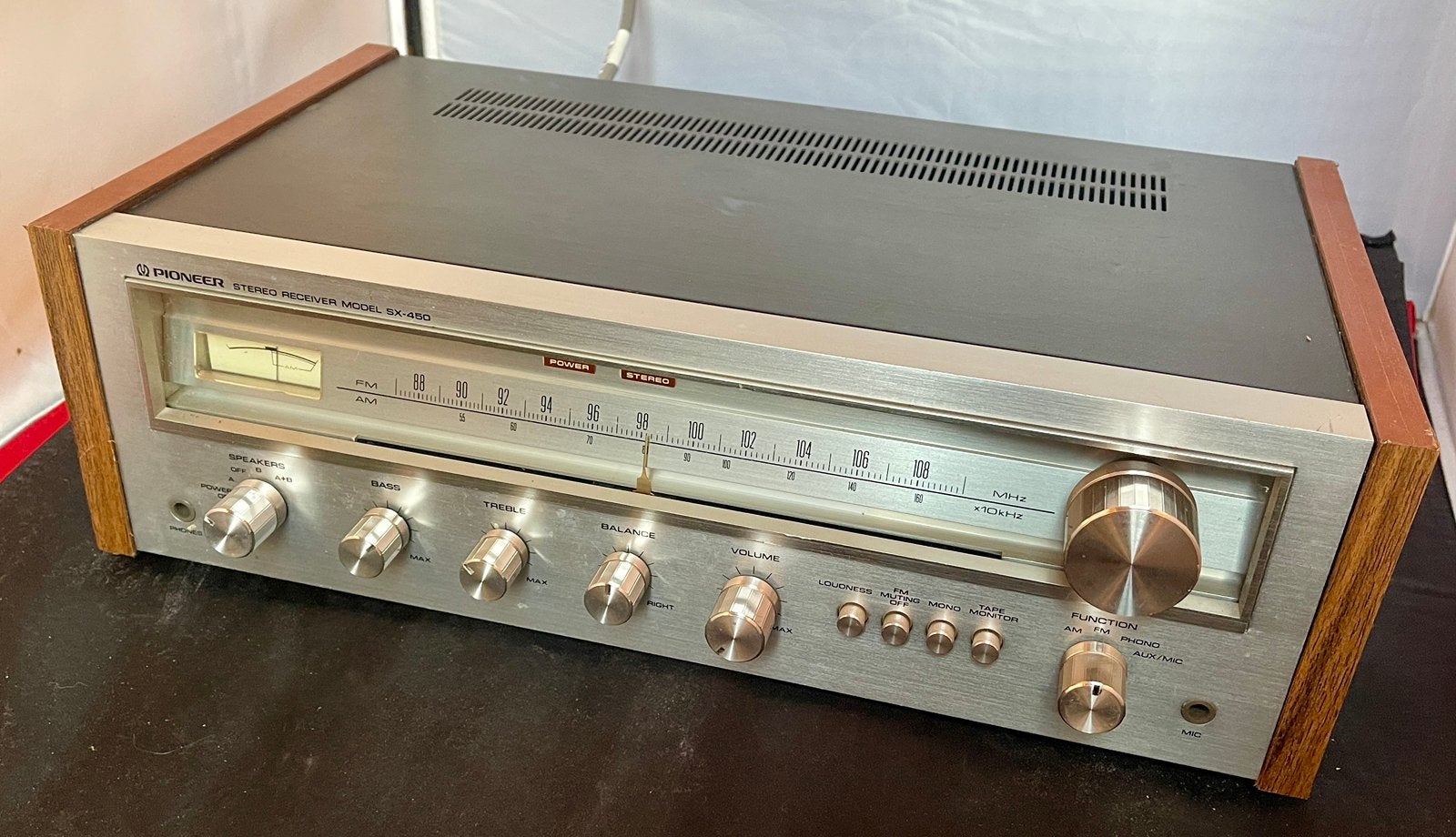 Prachtige vintage (1976) PIONEER SX-450 perfect werkend!, TV, Hi-fi & Vidéo, Amplificateurs & Ampli-syntoniseurs, Enlèvement, Comme neuf