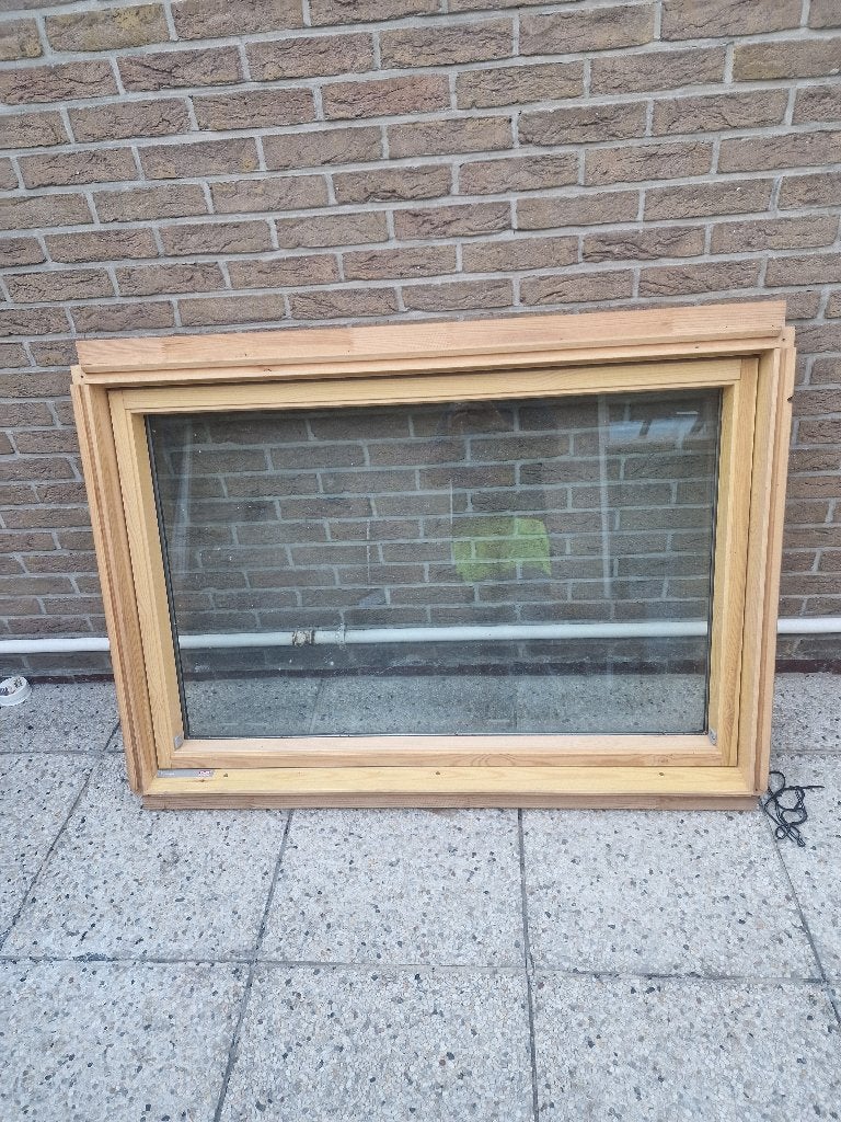 Velux raam 134×92, Bricolage & Construction, Neuf, Double vitrage, Panneau vitré, Enlèvement