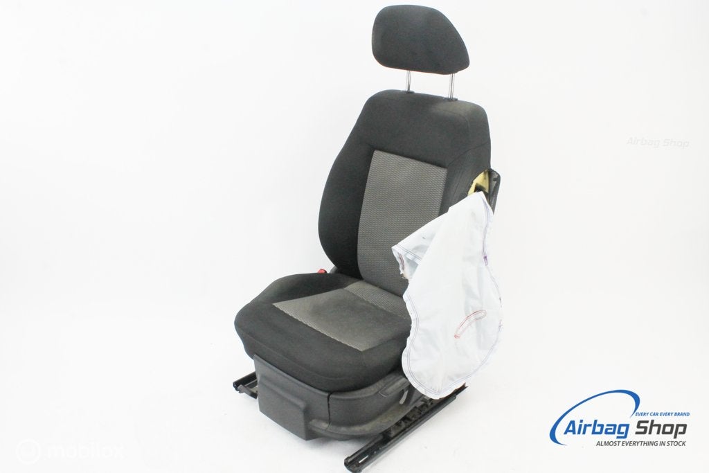 Réparation couture siège tissu Nissan tous les modèles