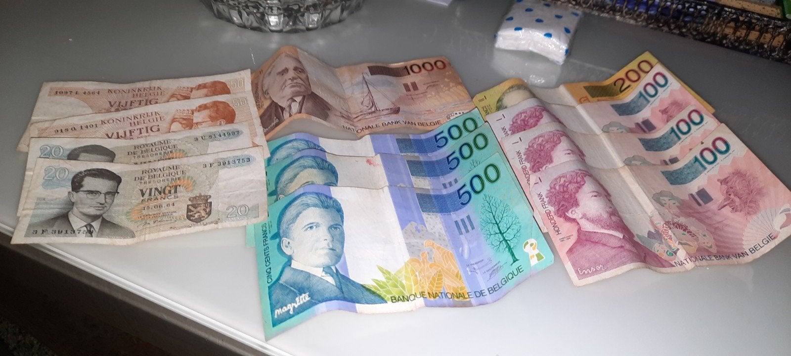 Oud geld, Enlèvement ou Envoi
