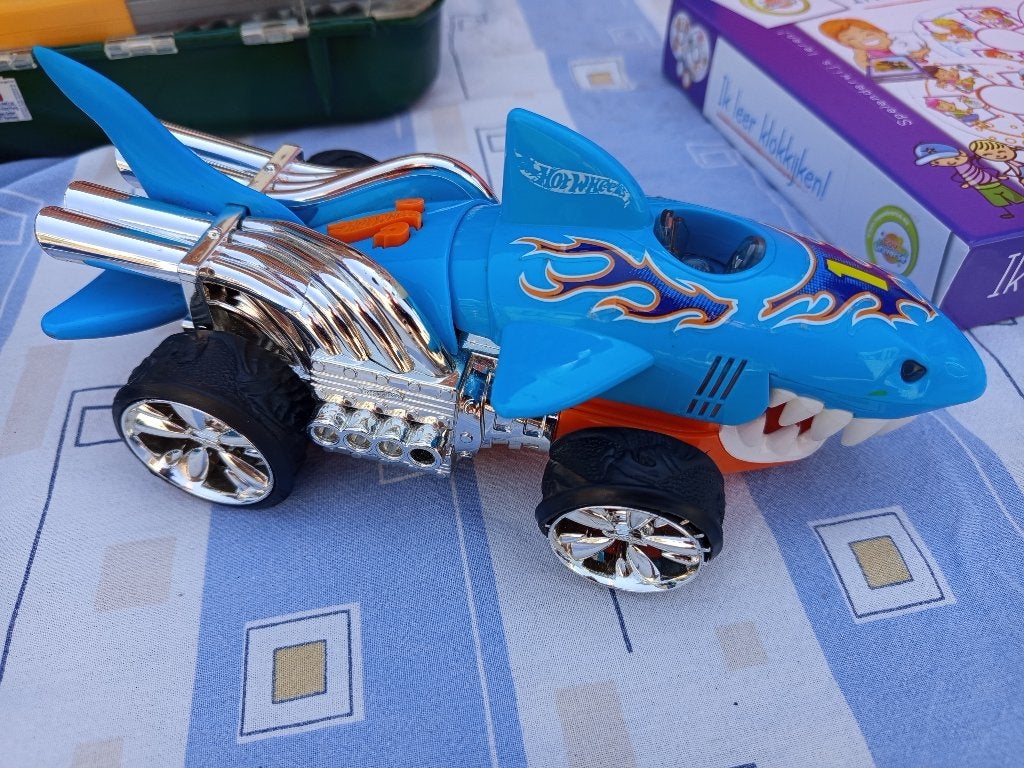Hot Wheels grote auto NIEUW, Kinderen en Baby's, Speelgoed |Speelgoedvoertuigen, Ophalen