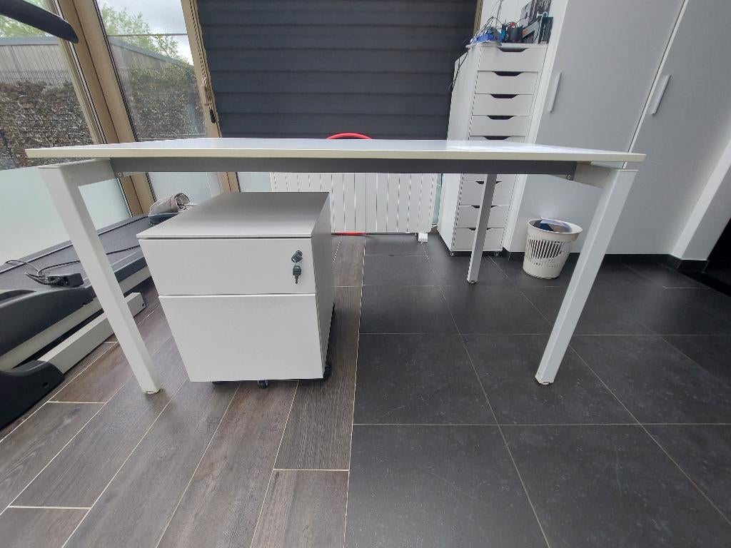 BUREAU TE KOOP, Huis en Inrichting, Ophalen, Overige typen, Gebruikt, Met lades