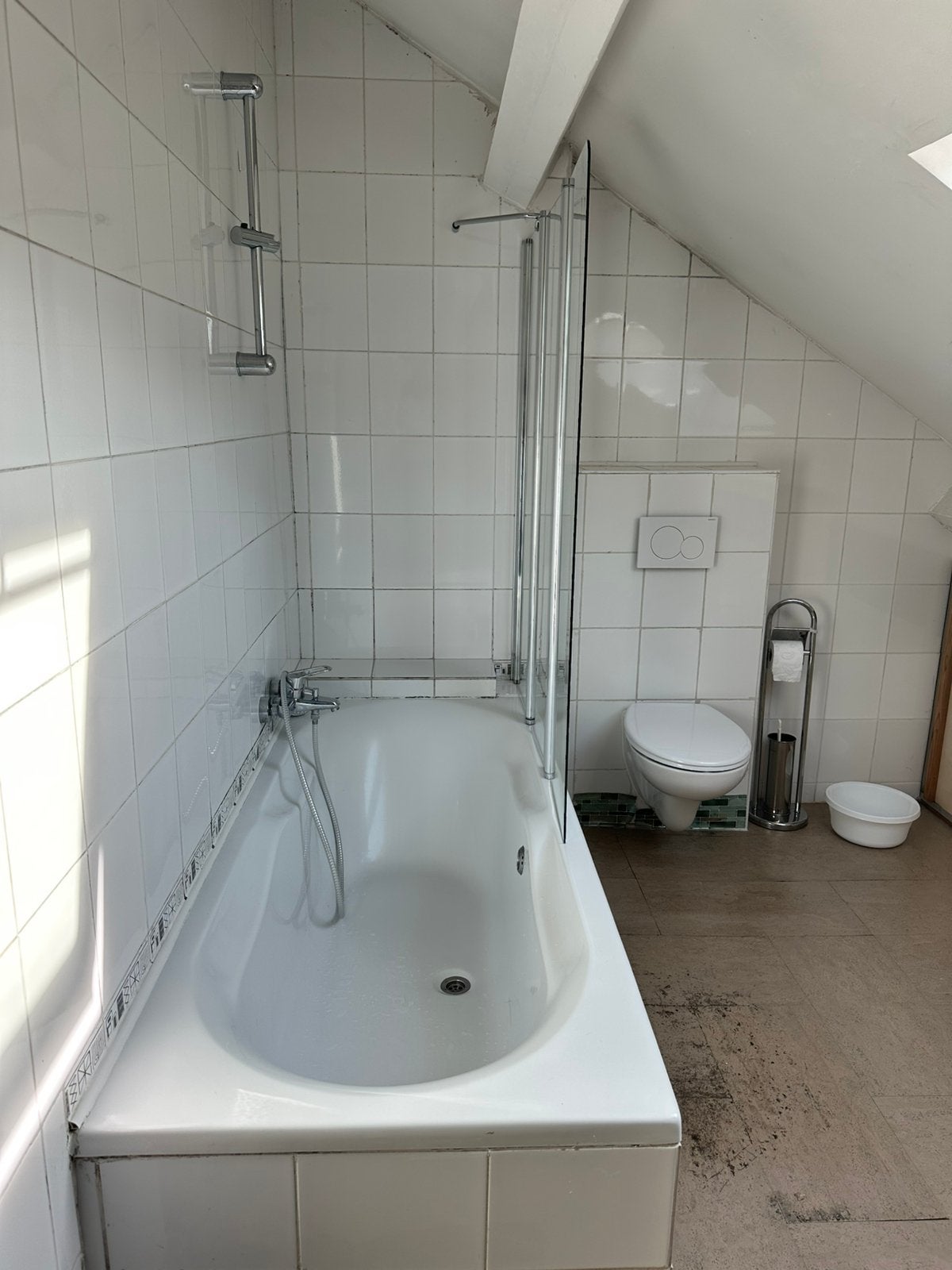 Bad 180cm met wand 1,20x1,40m, Doe-het-zelf en Bouw, Ophalen, Gebruikt, Bad