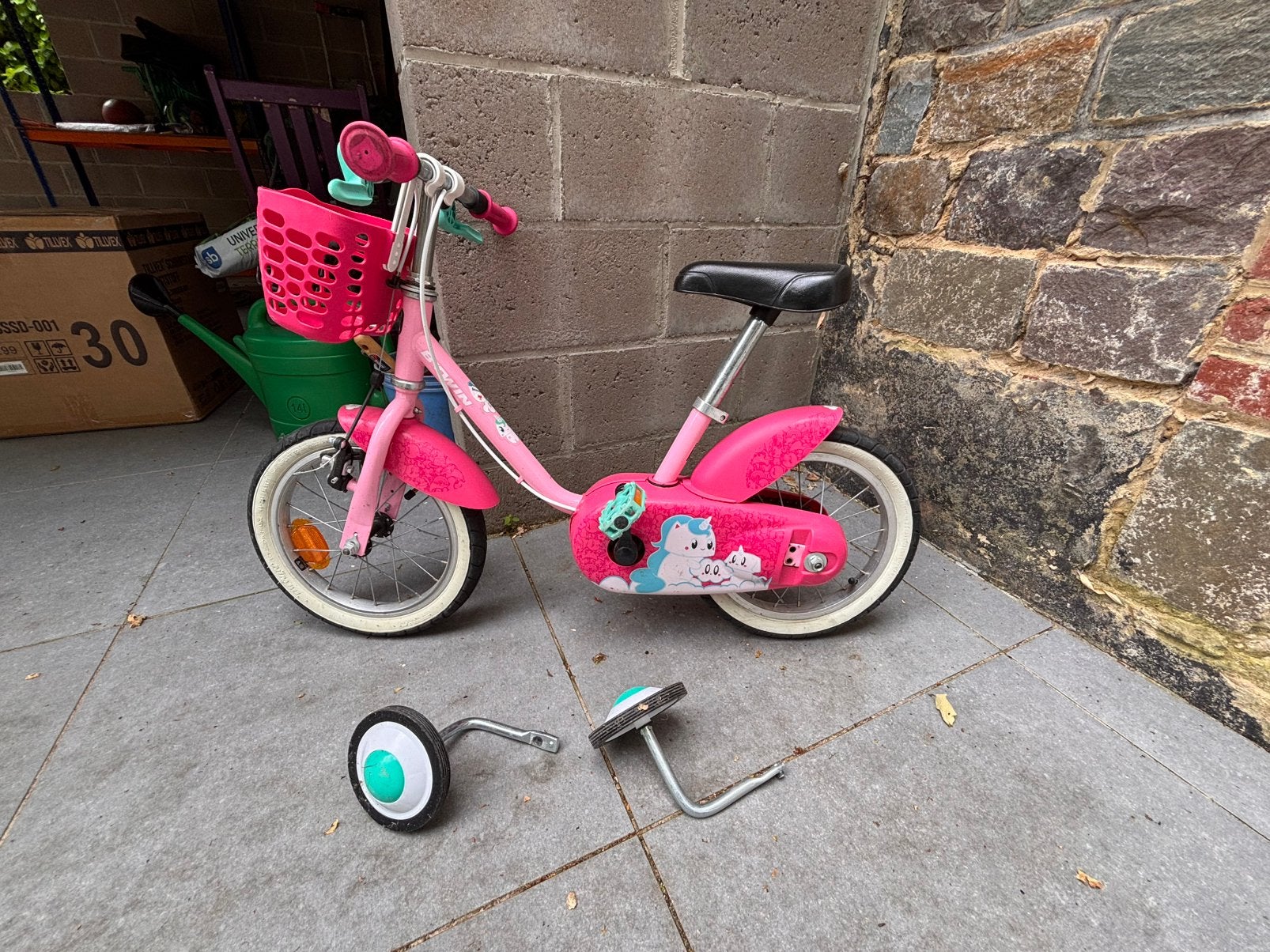 Velo fille btwin, Enlèvement, Utilisé, Moins de 16 pouces, Stabilisateurs