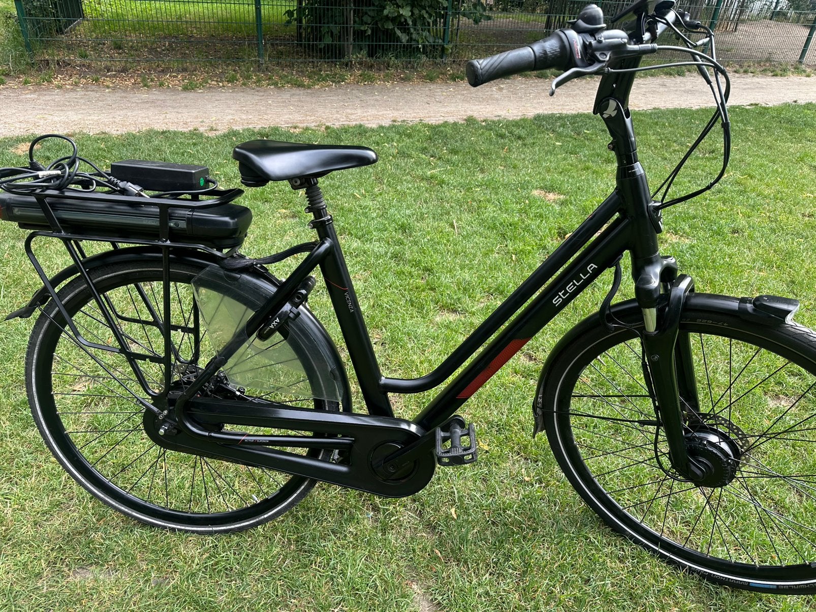 Vélo électrique Stella Vicenza, Enlèvement, Comme neuf