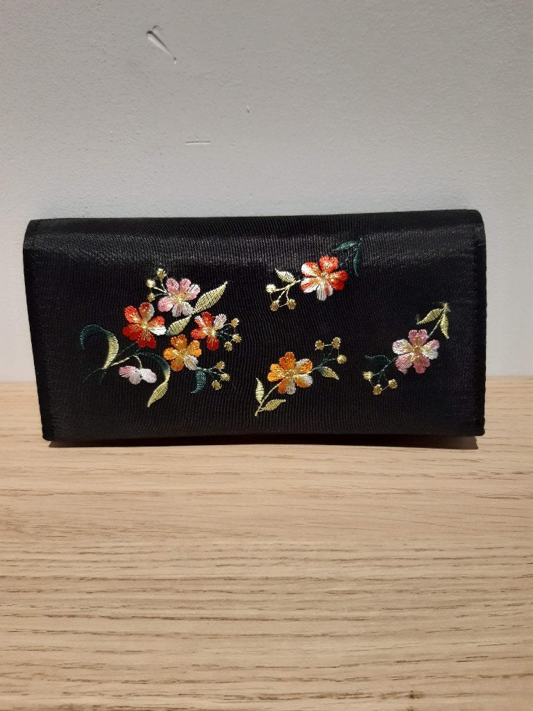 Portefeuille en tissu noir brodé - NEUF, Handtassen en Accessoires, Ophalen, Nieuw, Zwart