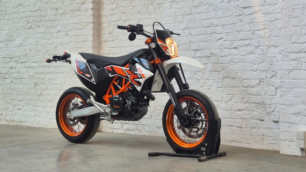 KTM 690 SMC R LC4  Absolute Topstaat & A2 Ready @motomobilia, Motoren, Motoren | KTM, Bedrijf, SuperMoto, 12 t/m 35 kW, 1 cilinder
