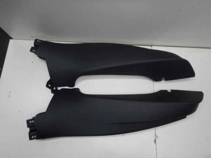 VW Golf 8 Variant Zijdelen Achterbank Plastic Set L+R, Ophalen of Verzenden, Gebruikt