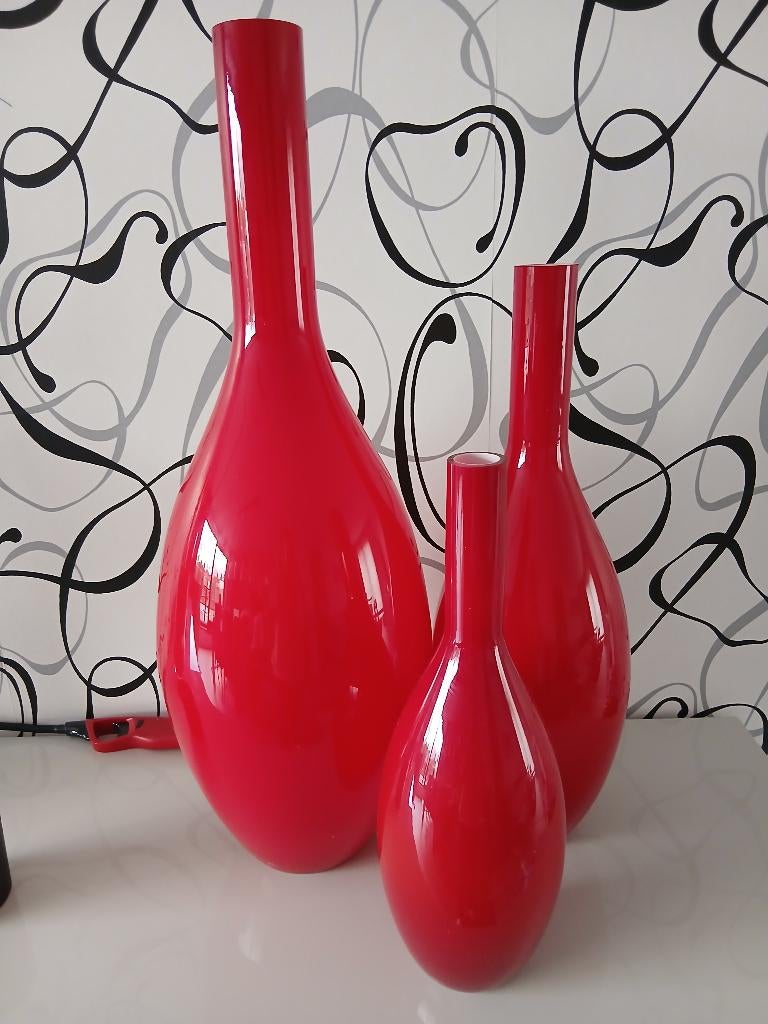 Rode vazen decoratie, Huis en Inrichting, Woonaccessoires | Vazen, Ophalen, Zo goed als nieuw, Rood