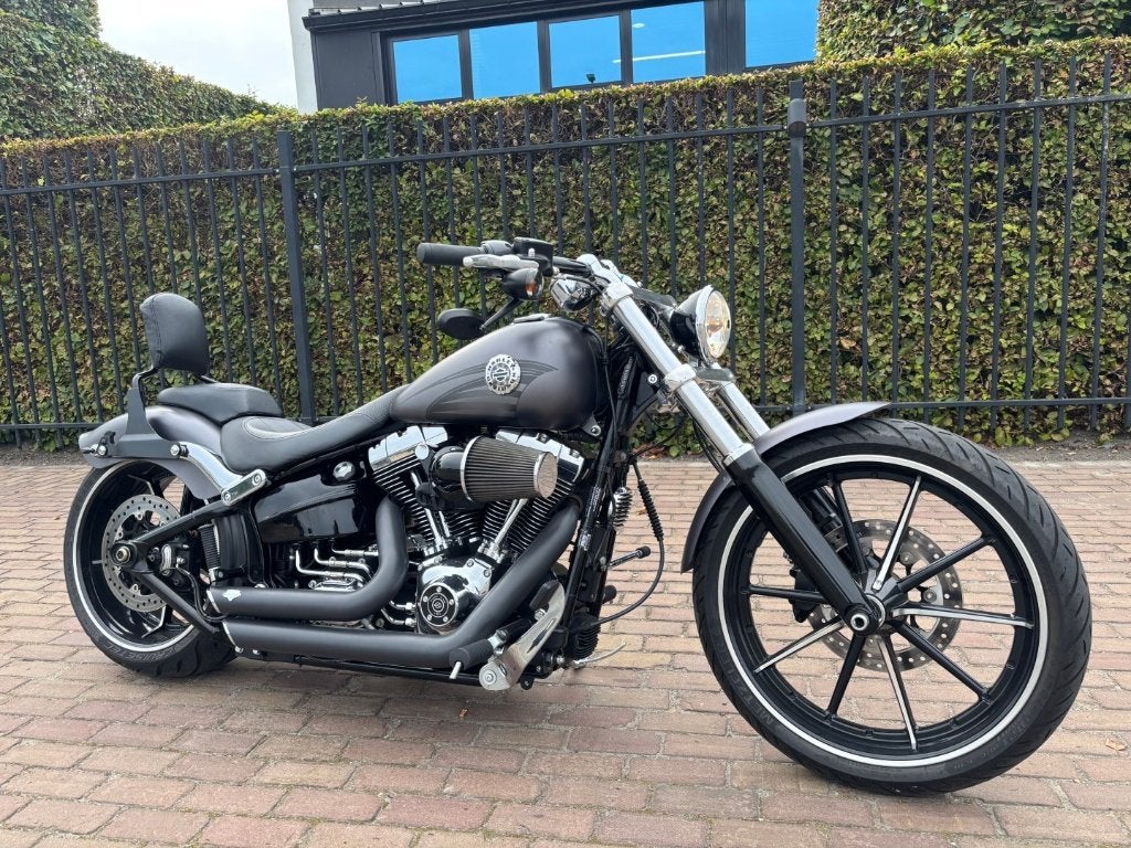 Harley davidson Breakout 1700cc, Motoren, 2 cilinders, Nieuw, Bedrijf, Meer dan 35 kW
