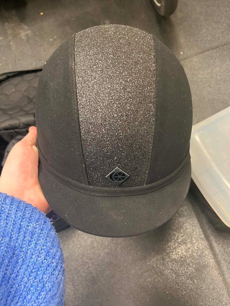Paardenkleding, Animaux & Accessoires, Enlèvement, Comme neuf, Femmes, Casque d'équitation/bombe