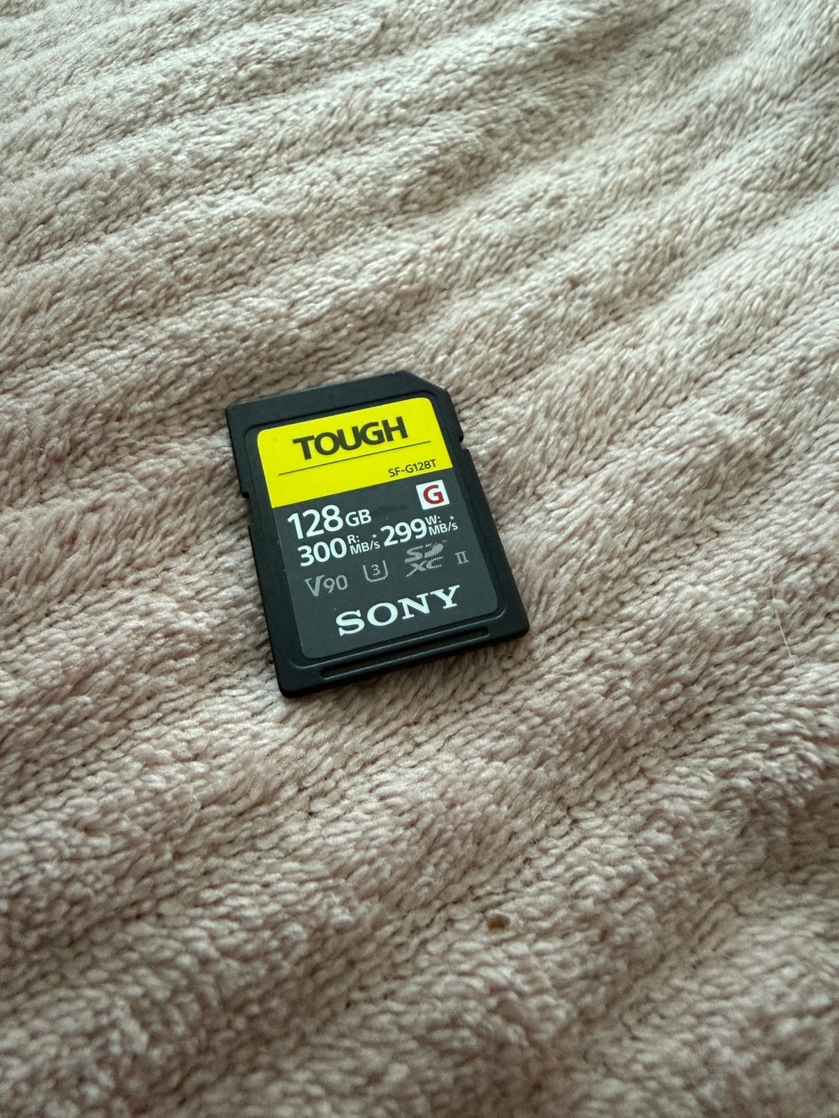 Sony TOUGH SF-G128T SDXC UHS-II Geheugenkaart - 128GB (V90), TV, Hi-fi & Vidéo, Photo | Cartes mémoire, SD, Comme neuf, Résistant à l'eau