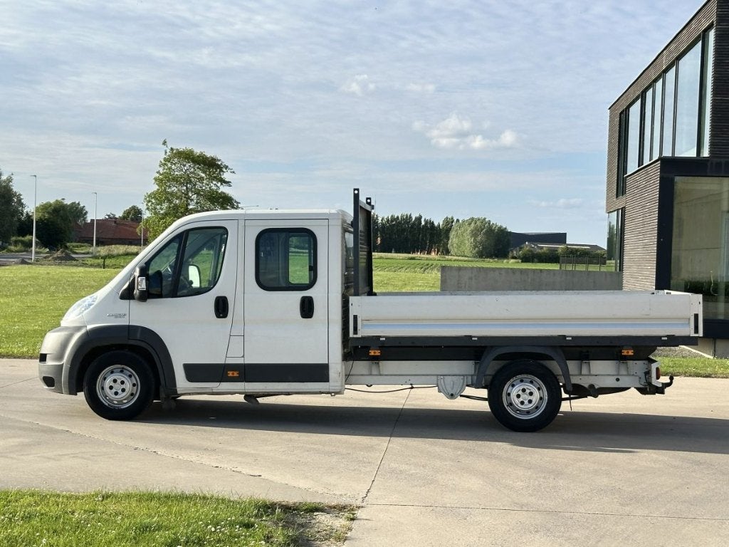 Fiat Ducato Maxi open laadbak 7zitplaatsen Trekhaak 160000km, 109 kW, Zwart, 2287 cc, Bedrijf