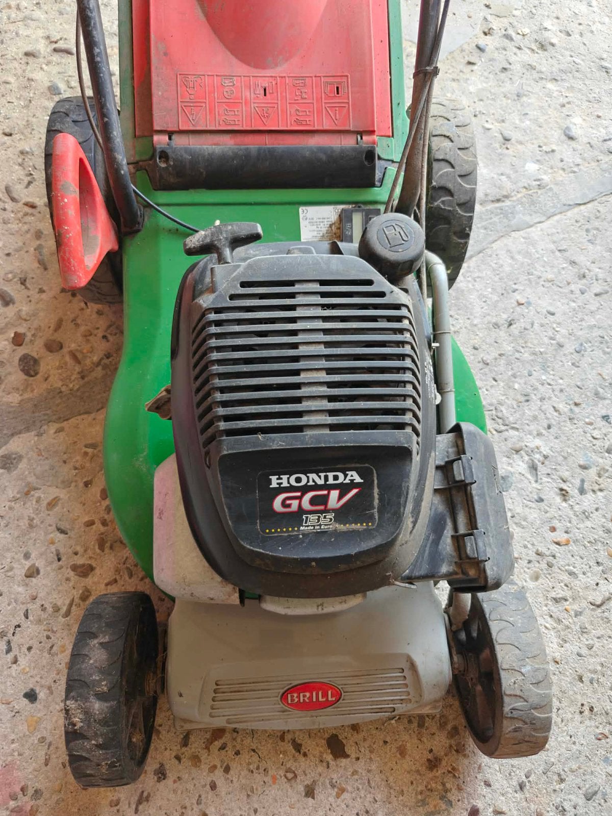 Brill benzine grasmaaier met Honda GCV135 motor, Enlèvement, Utilisé, Tondeuses à gazon à essence