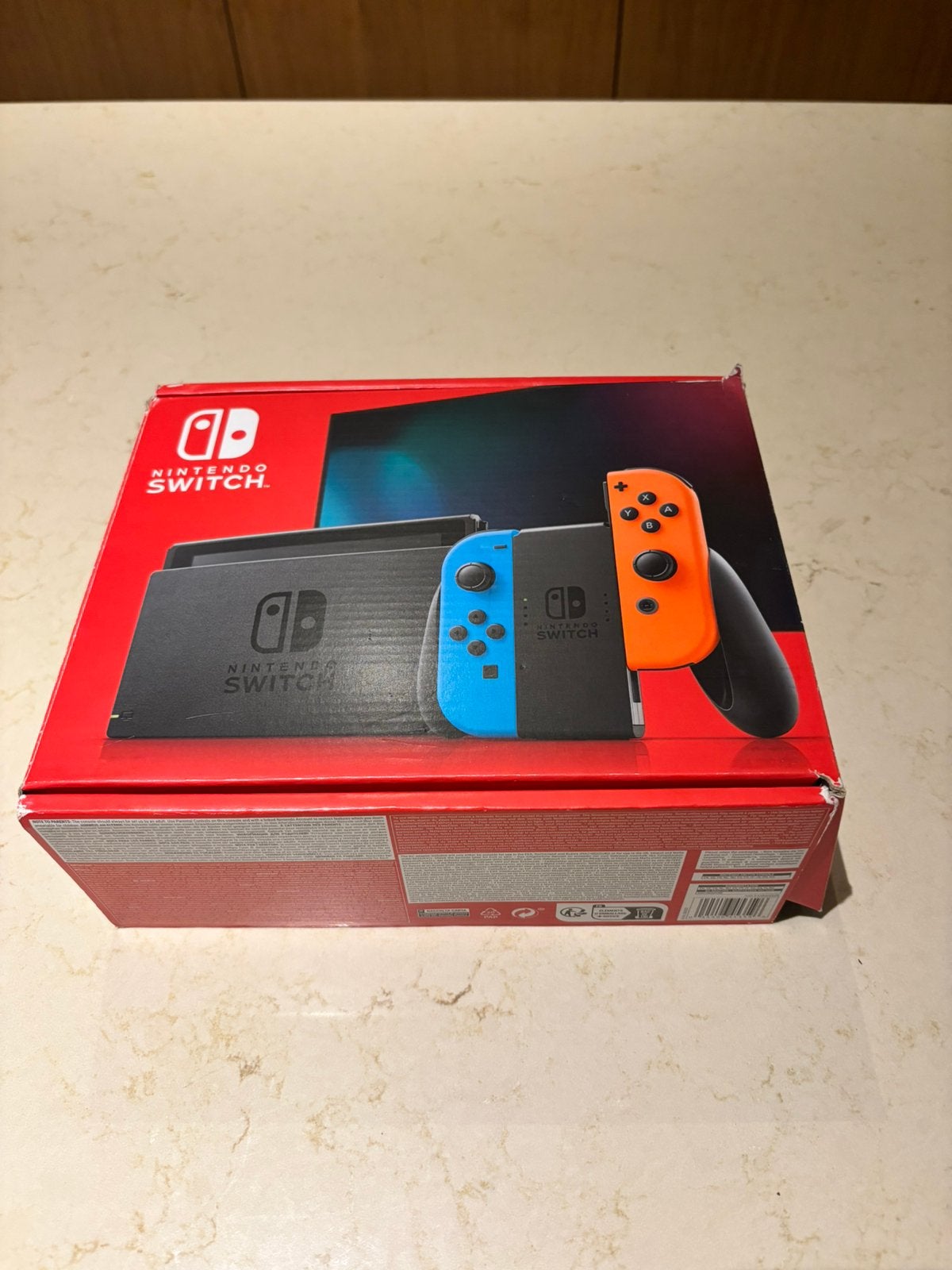 Nintendo switch met 1 spelletjes, Games en Spelcomputers, Spelcomputers | Nintendo Switch, Ophalen of Verzenden, Zo goed als nieuw