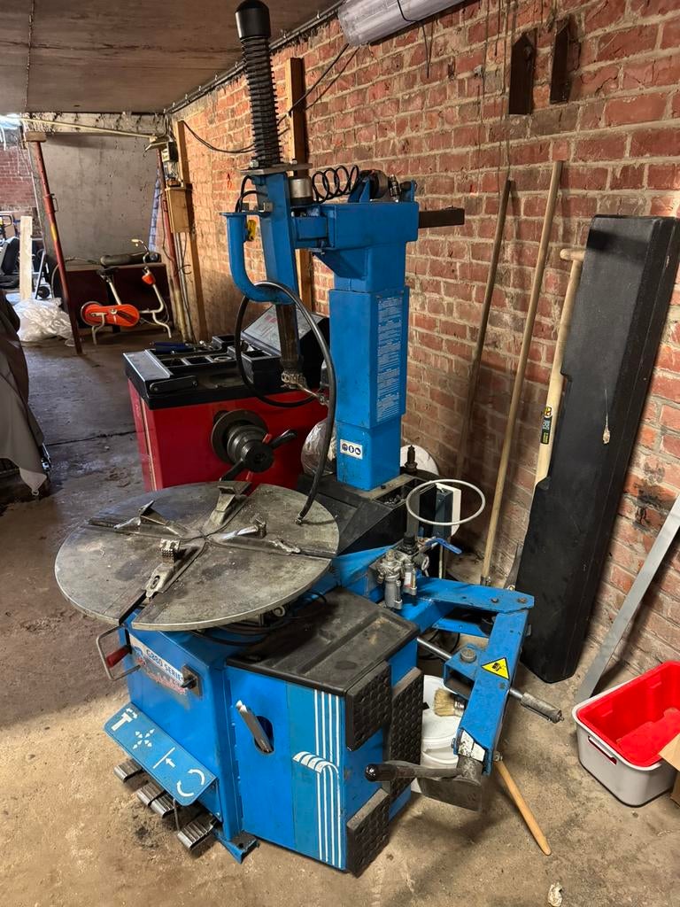 Banden machine RAV G880, Auto-onderdelen, Banden en Velgen, Ophalen, Gebruikt, Band(en)