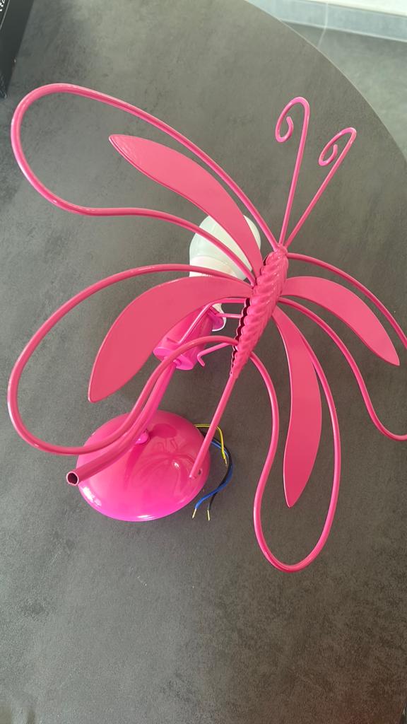Lampe papillon rose, Maison & Meubles, Enlèvement, Comme neuf