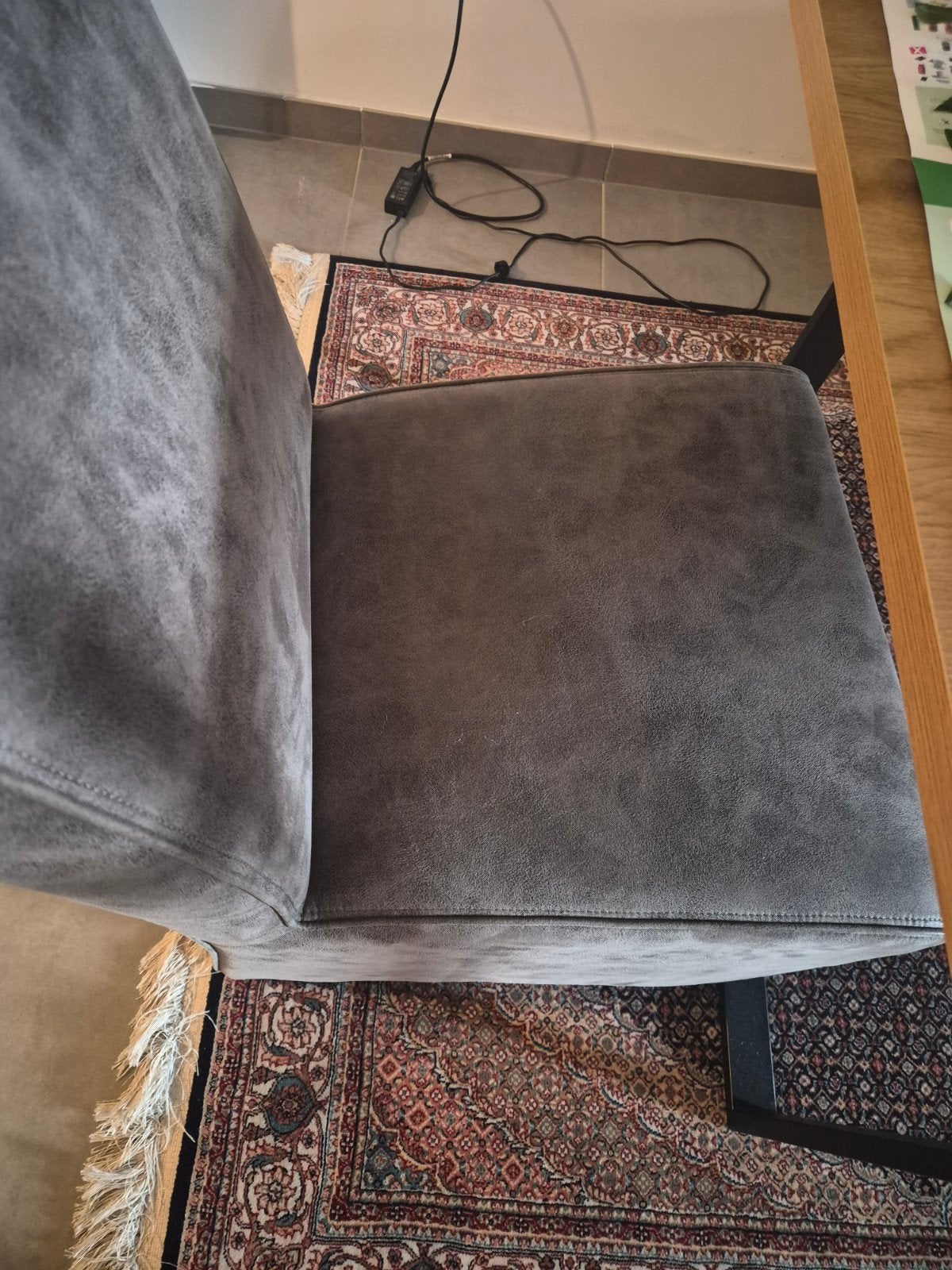 6 chaises Juntoo marron clair, Quatre personnes ou plus, Comme neuf, Synthétique, Enlèvement