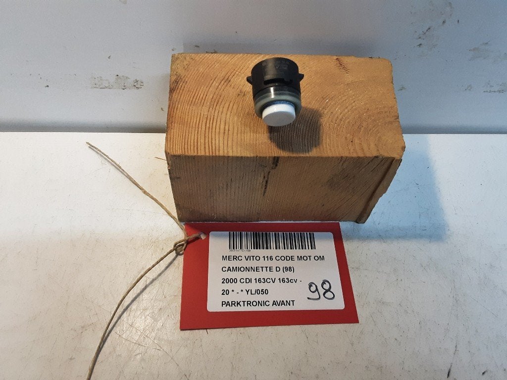 PARKEERSENSOR Mercedes-Benz Vito (447.6) (A0009055504), Gebruikt, Mercedes-Benz, Mevr. I. Hauben, Rue de l'Espoir 34 34
4030  GRIVEGNÉE, BE