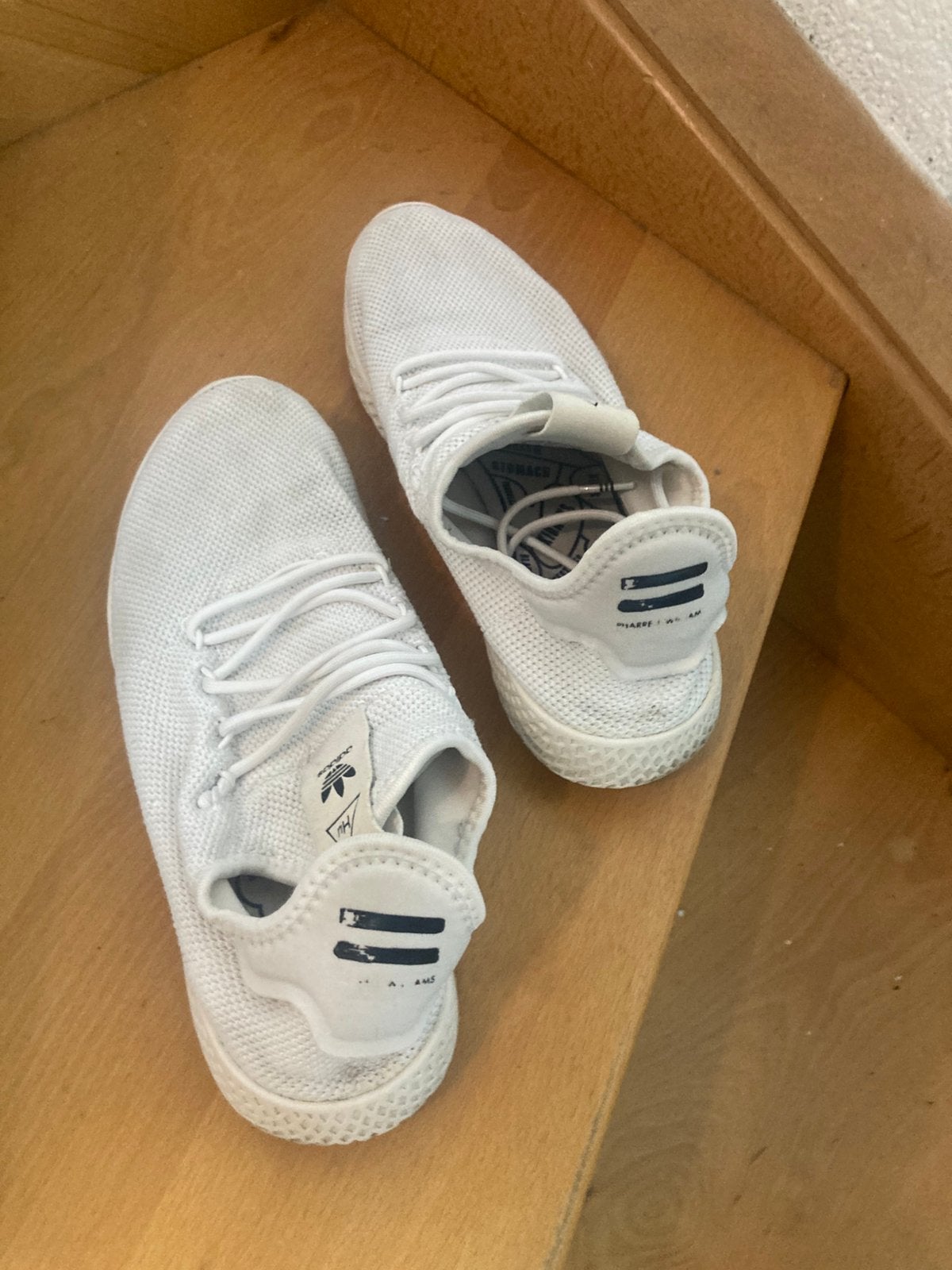Adidas Pharrel Williams, Enlèvement ou Envoi, Utilisé