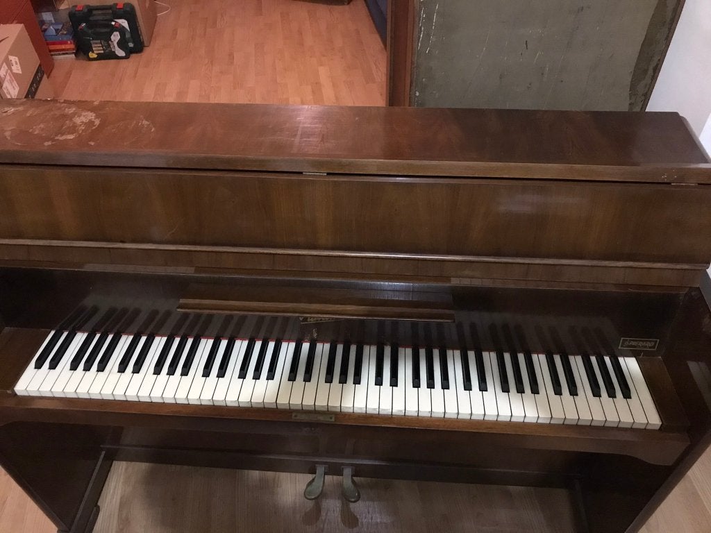 Piano droit Pianino, Musique & Instruments, Enlèvement, Utilisé, Brun, Piano