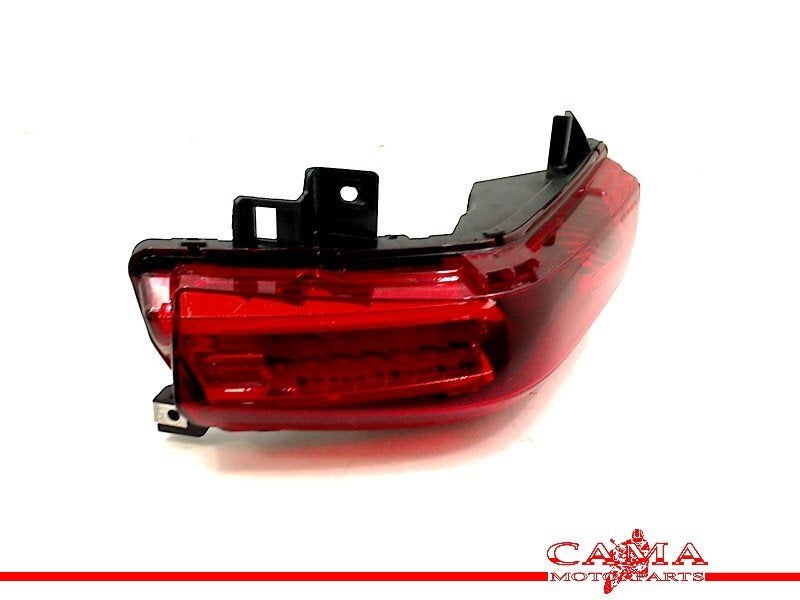 FEU ARRIÈRE Piaggio MP3 500 2014-2018 (320677-SX), Piaggio & C. SpA, Utilisé, Customer_service@piaggio.com, Viale Rinaldo Piaggio, 25
56025  Pontedera, PI, IT
