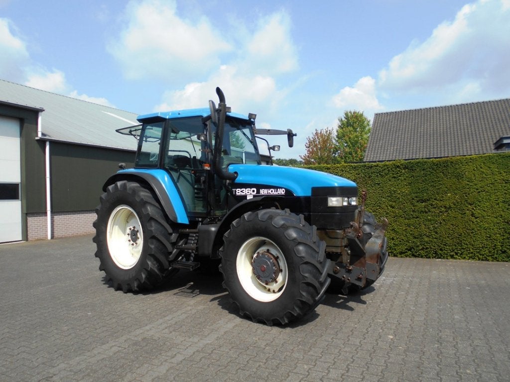 New Holland 8360 + Luchtremmen, Zakelijke goederen, Landbouw | Tractoren, Gebruikt, 120 tot 160 Pk, Ophalen of Verzenden, 5000 tot 7500