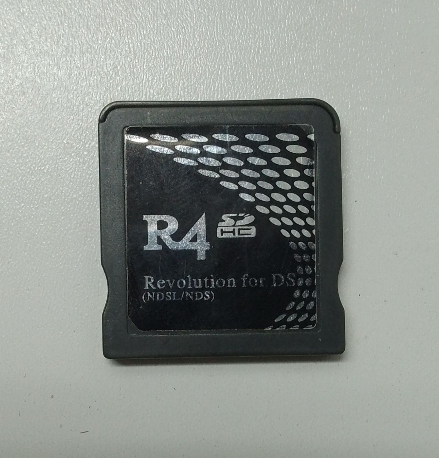 Nintendo R4 Revolution DS et Sky3DS+., Enlèvement