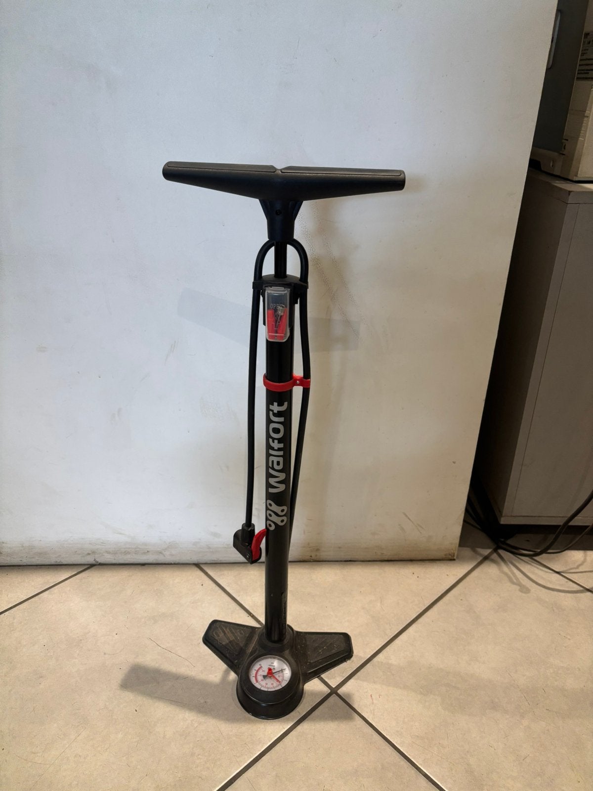 Pompe à vélo, Vélos & Vélomoteurs, Enlèvement, Comme neuf