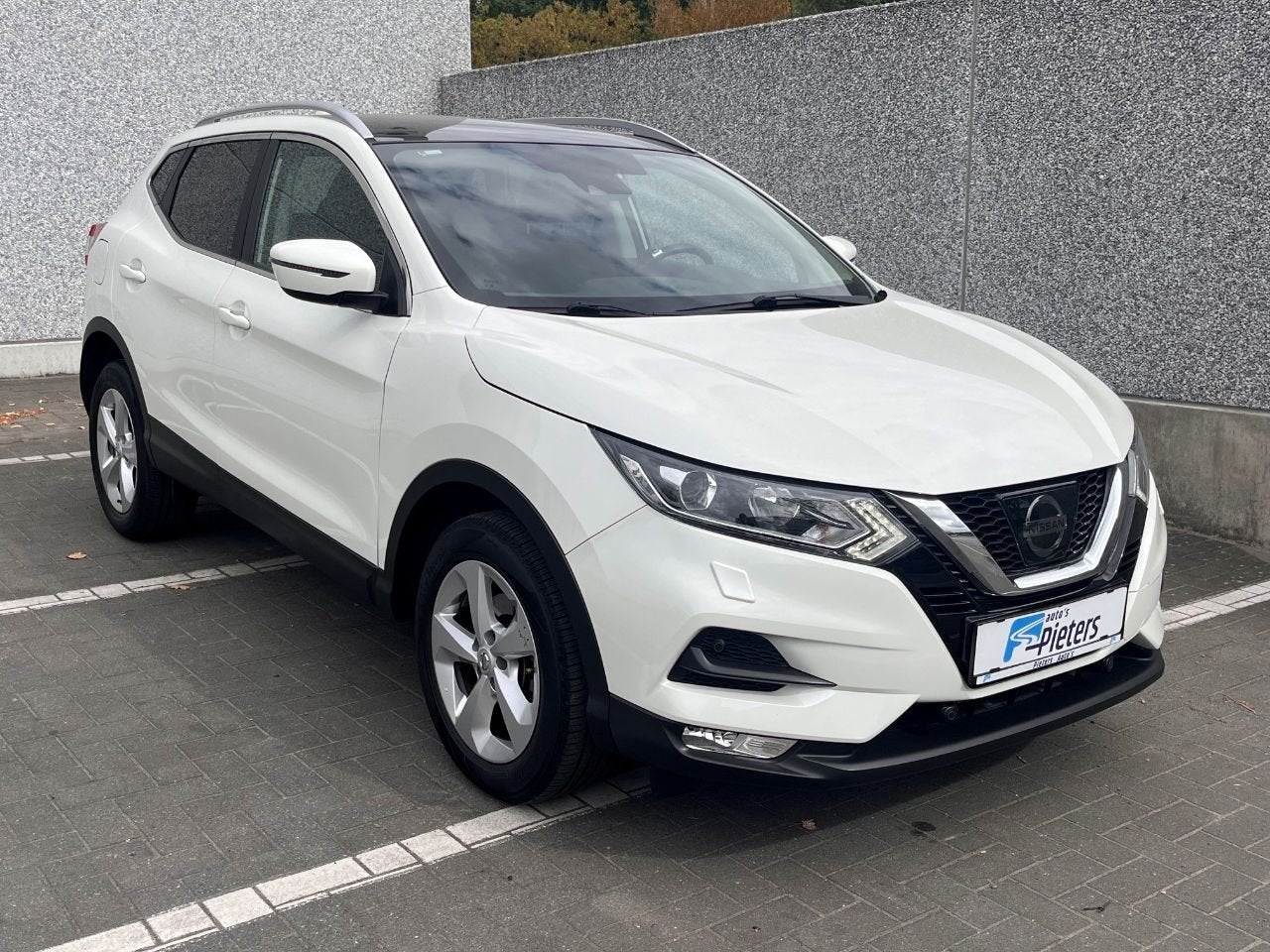 Nissan QASHQAI * Lage km * Automaat * Benzine (bj 2017), Stof, Gebruikt, 4 cilinders, 116 pk