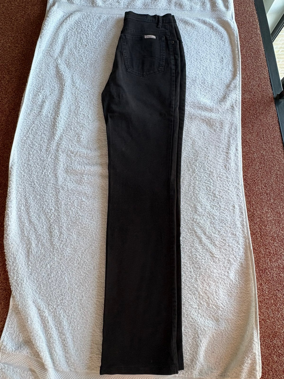 Marlboro zwarte jeans, mt 28, rechte pijp, zeer goede staat, Kleding | Dames, Broeken en Pantalons, Ophalen of Verzenden, Zo goed als nieuw