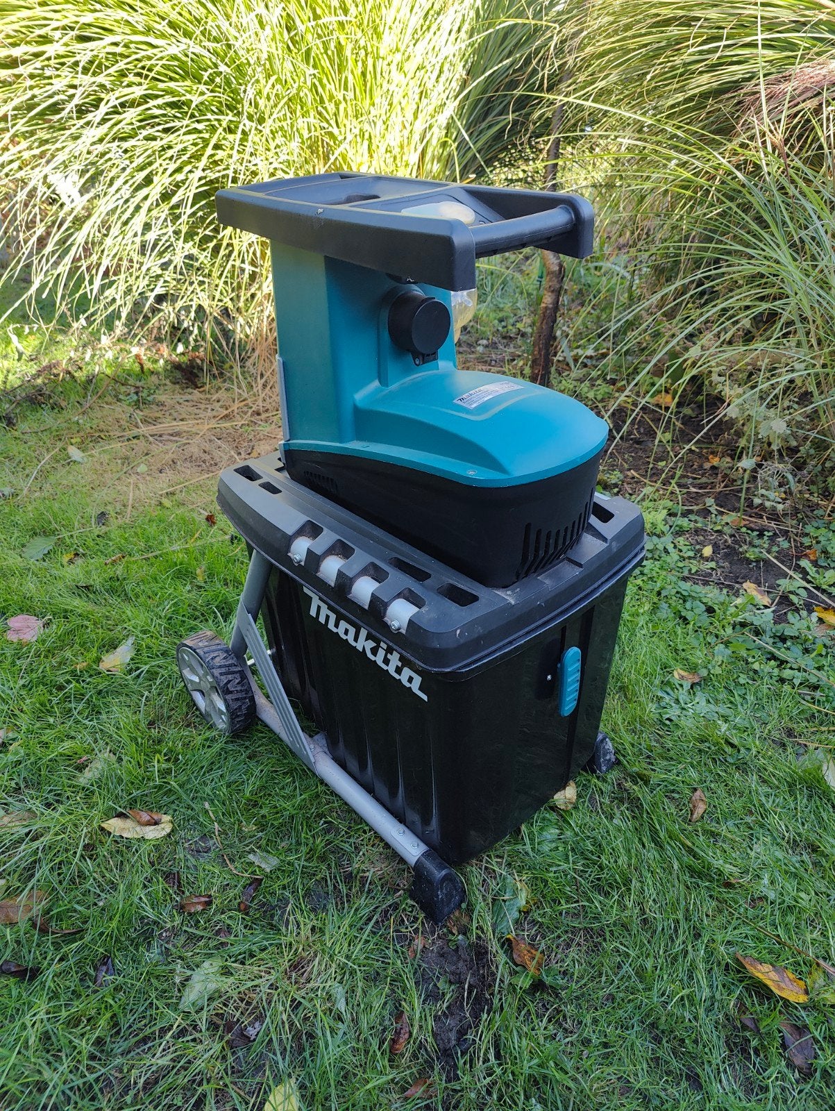 Elektrische hakselaar Makita, Jardin & Terrasse, Électrique, Sac de ramassage, Enlèvement, Makita